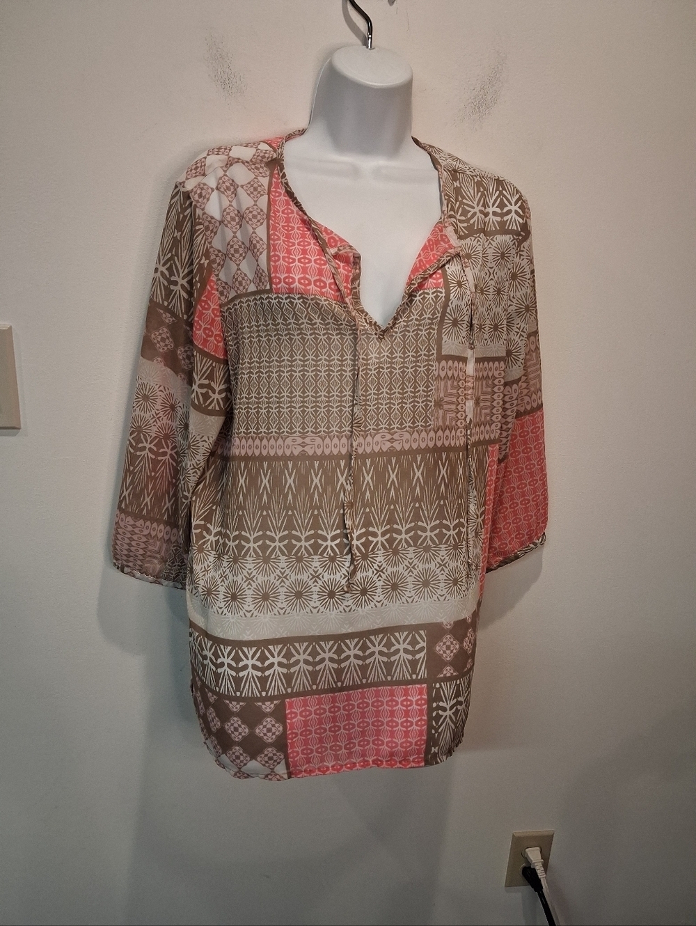 Chicos Size 2 Us Size L Sheer Boho Geometric Print Blouse